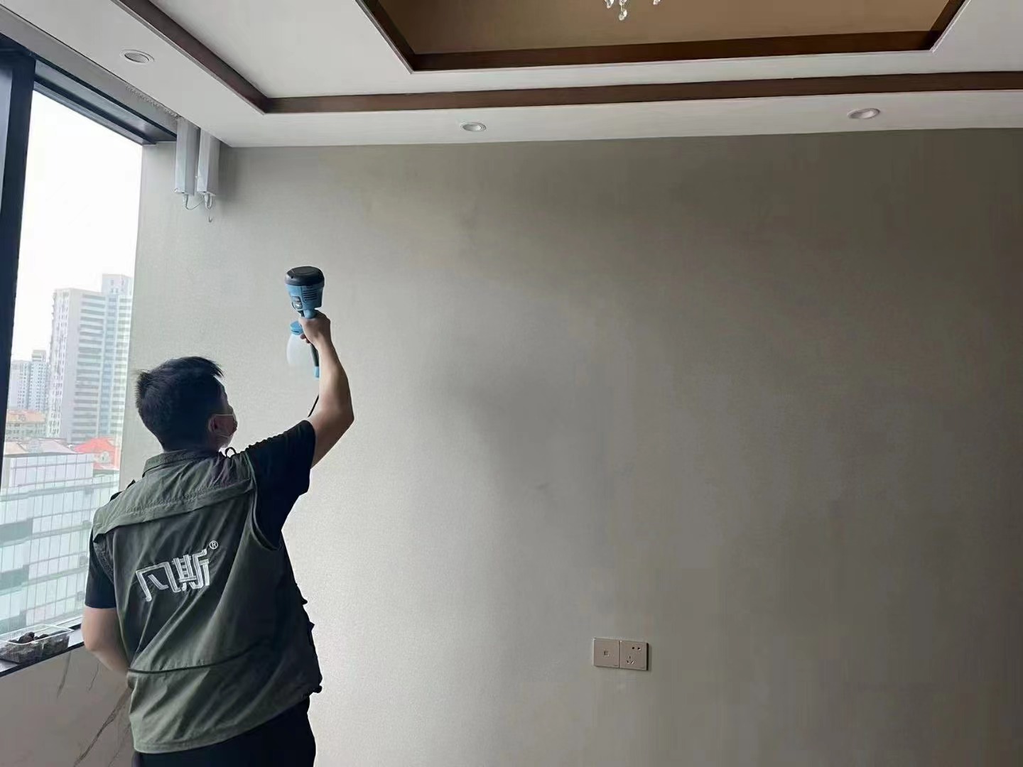 什么样的柜子不含甲醛？装修后橱柜有很大异味怎么办