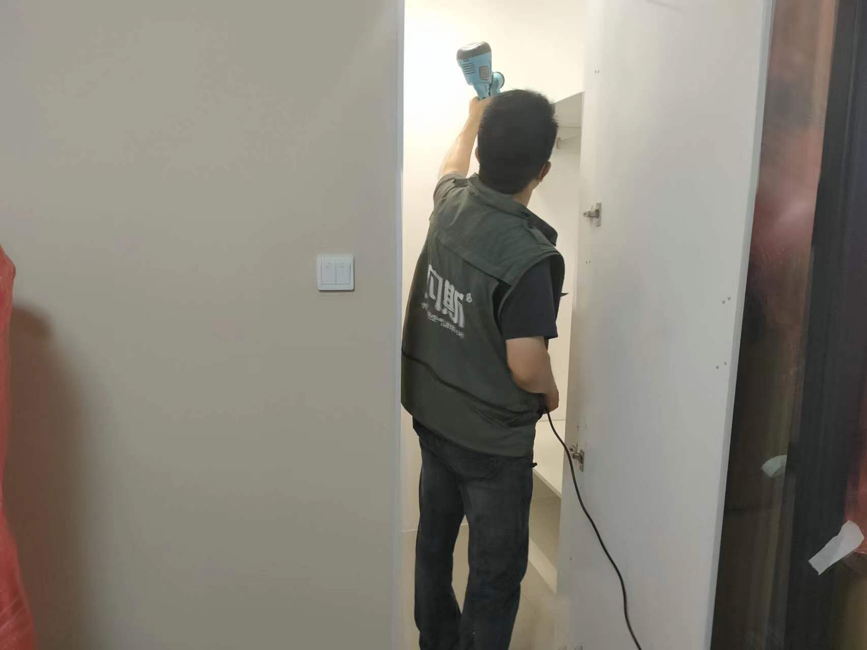 装修味道大是什么原因引起的