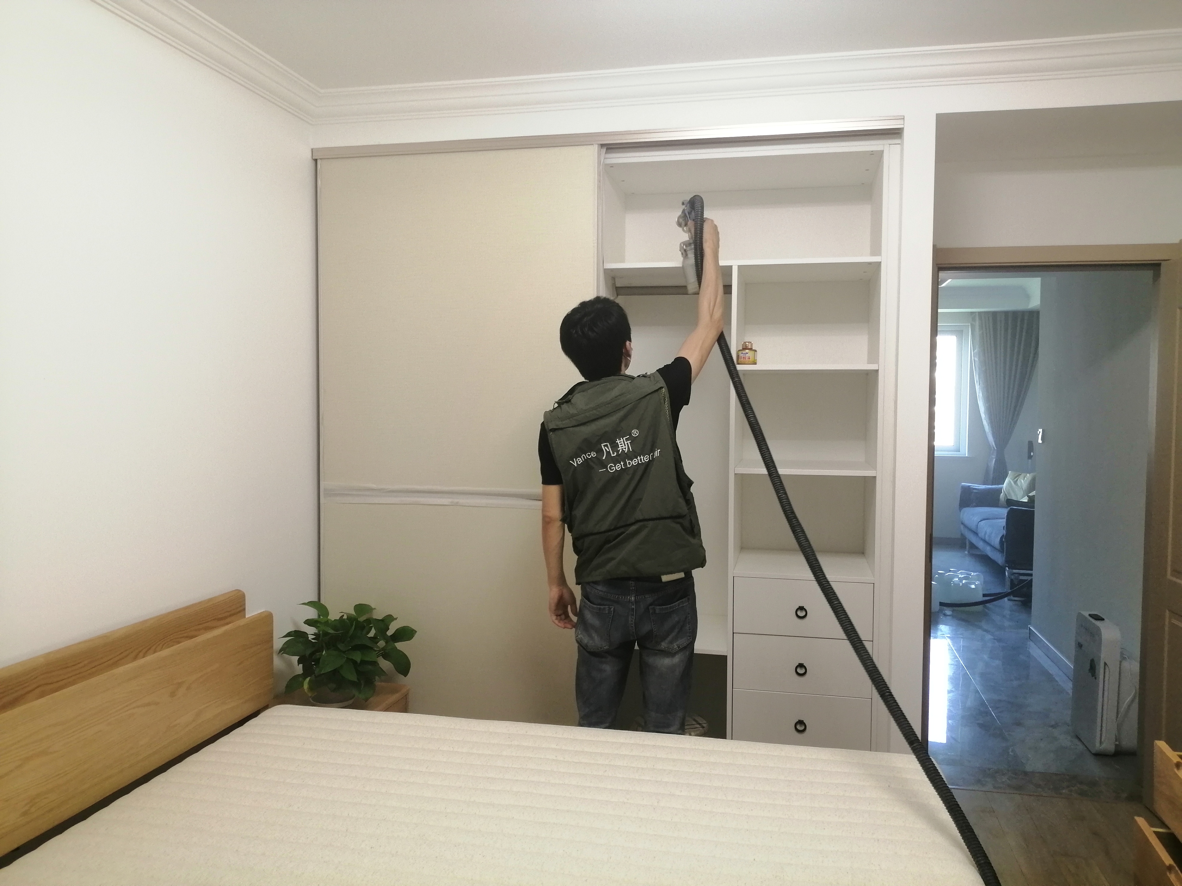 新房装修时胶水含有甲醛吗