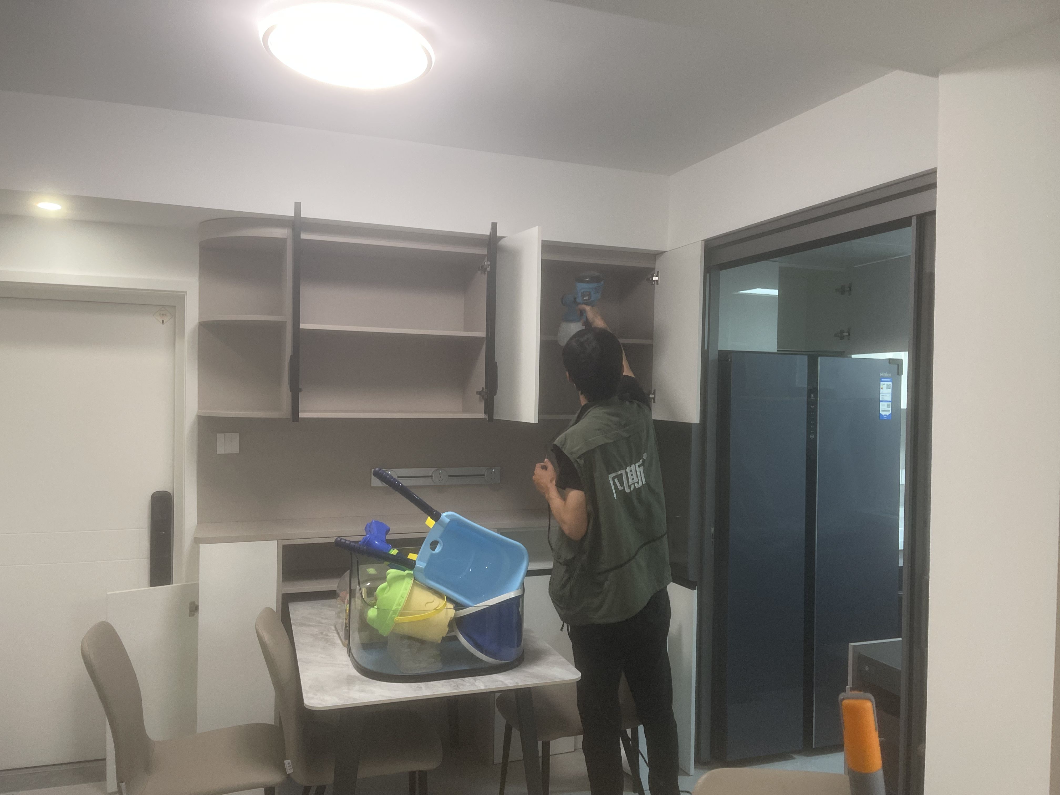 办公室除甲醛简单吗